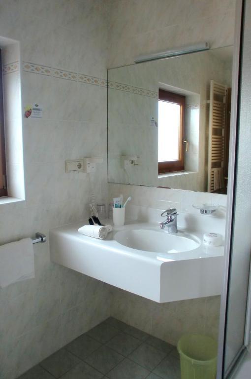 Hotel Viktoria Castelrotto Room photo