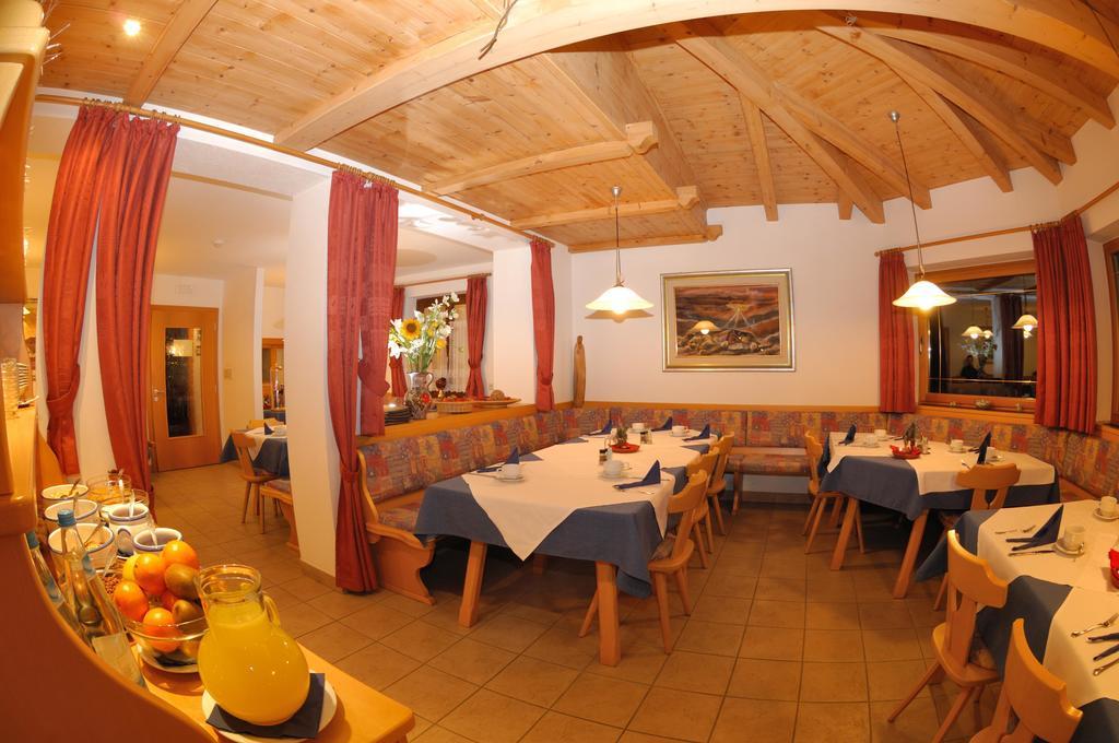 Hotel Viktoria Castelrotto Exterior photo